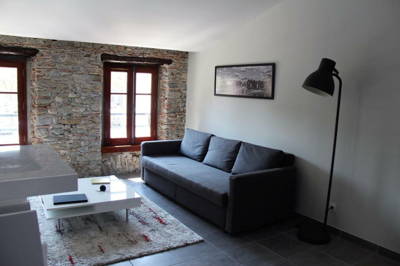 Le Voltaire Apartment *